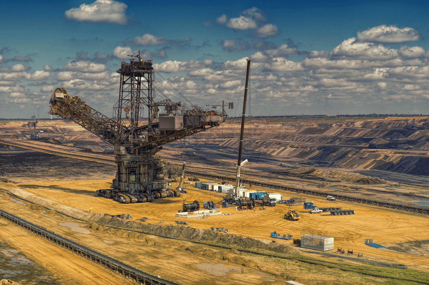 Aerial view of a remote WA mining camp managed by Cameron Facilities' facilities management team